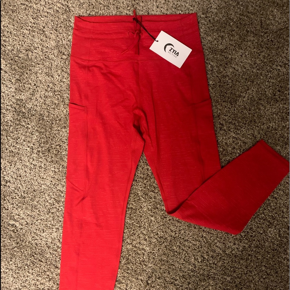 NWT Zyia Luxe Battleship leggings